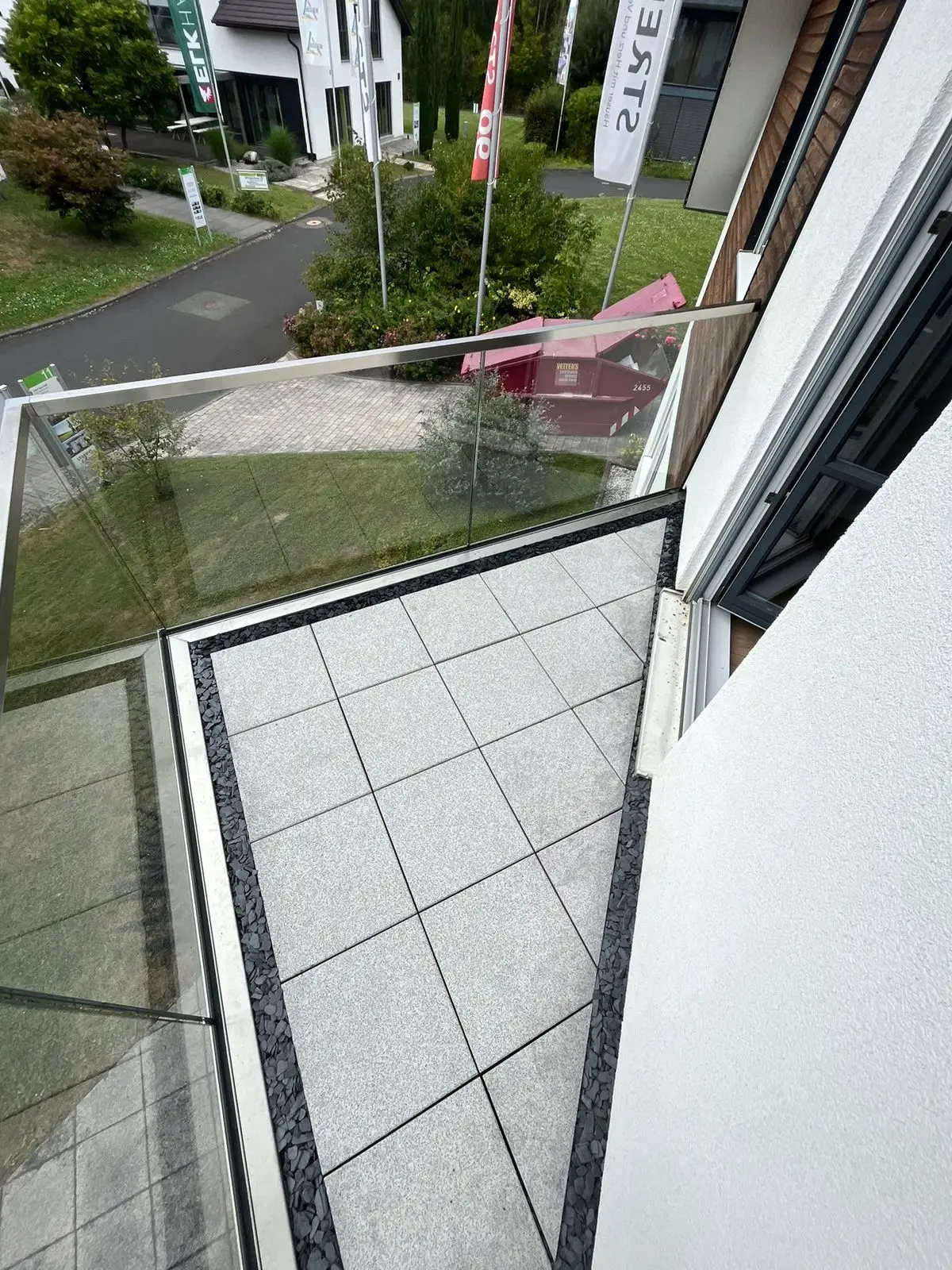 gallery grid image